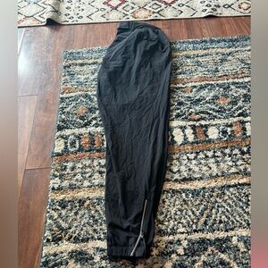 Lightly worn mens lululemon athletic pants